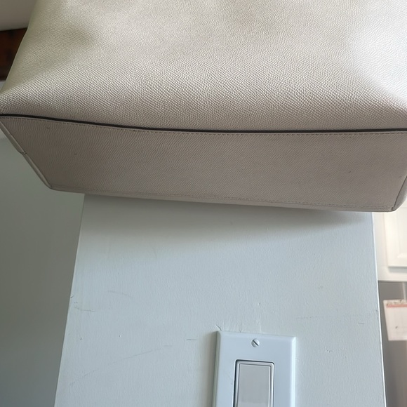 🆕💋NWOT Coach Molli Tote Bag. Excellent Condition No Flaws Used One Time. Video - Picture 5 of 8